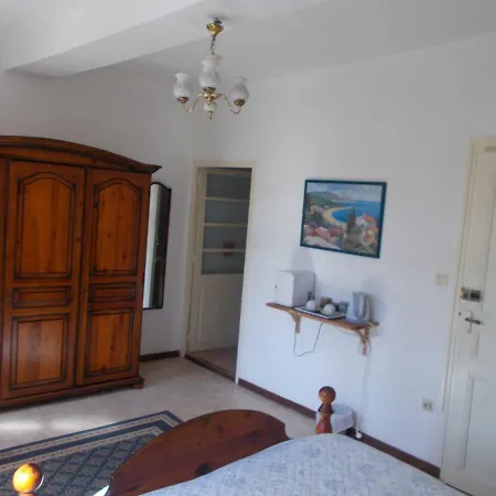Poppys D'hotes Bed & Breakfast Ceret